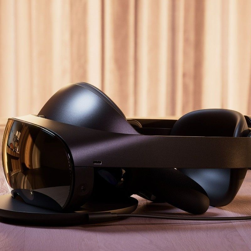 Meta unveils new virtual reality headset Quest Pro at HK$11,774